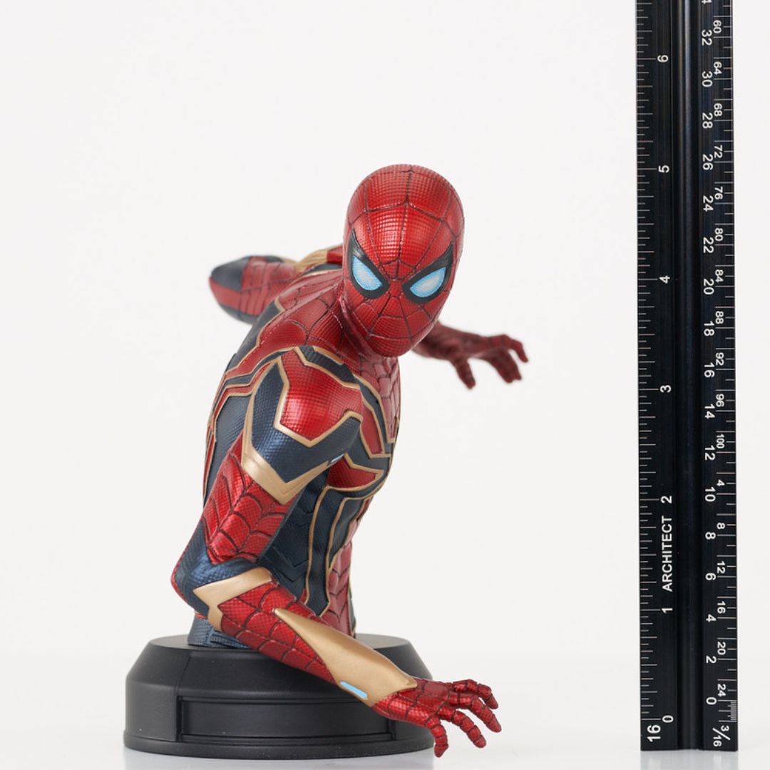Marvel Infinity Saga Iron Spider-Man 1:6 Scale Mini-Bust By Diamond Gallery -Diamond Gallery - India - www.superherotoystore.com