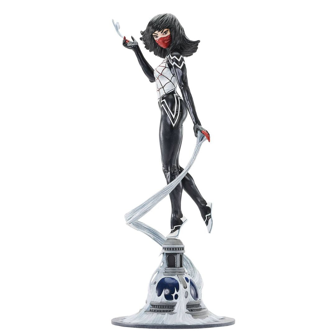 Marvel Premier Collection Comic Silk Statue By Diamond Gallery -Diamond Gallery - India - www.superherotoystore.com