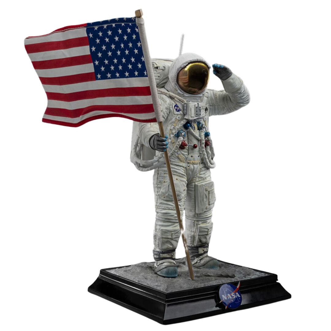 Apollo 11 Astronaut Statue By Iron Studios -Iron Studios - India - www.superherotoystore.com