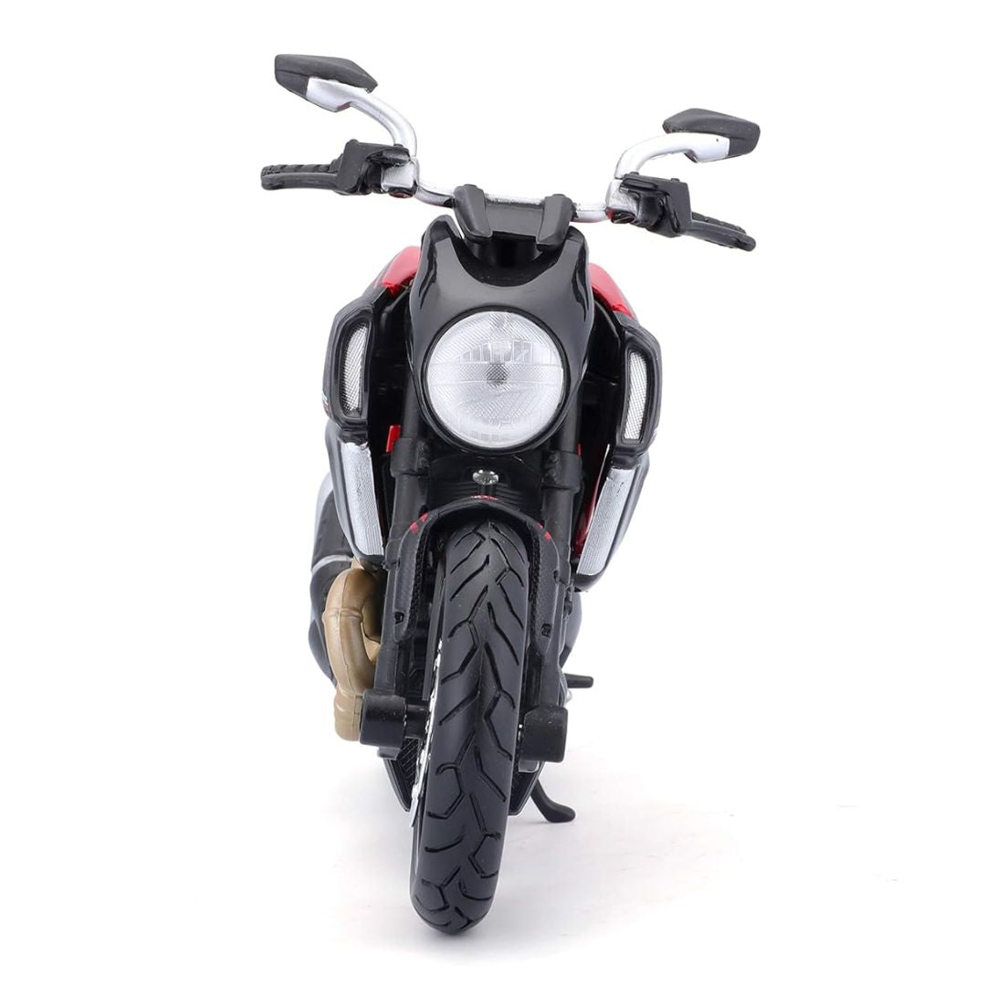 Black Ducati Diavel Carbon  1:12 Scale Bike by Maisto -Maisto - India - www.superherotoystore.com