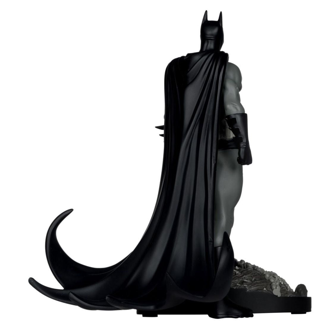 Batman By Bjorn Barends Batman Black And White Statue By Mcfarlane Toys -McFarlane Toys - India - www.superherotoystore.com