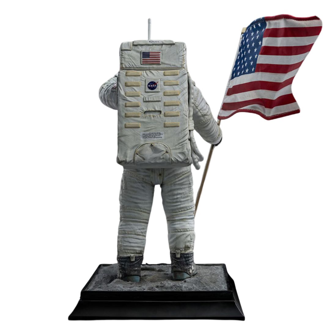 Apollo 11 Astronaut Statue By Iron Studios -Iron Studios - India - www.superherotoystore.com