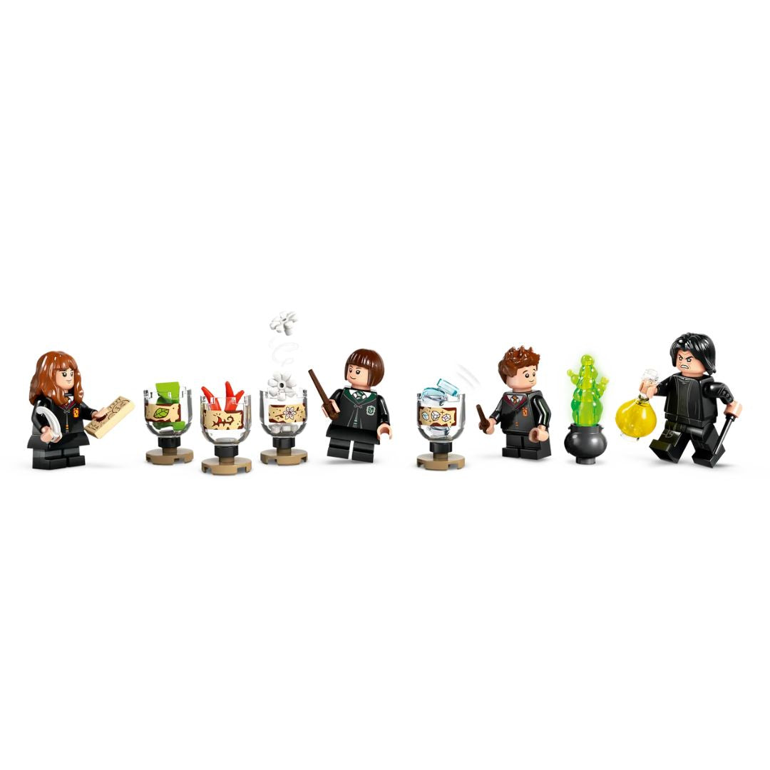 Harry Potter Hogwarts Castle: Potions Class by Lego -Lego - India - www.superherotoystore.com