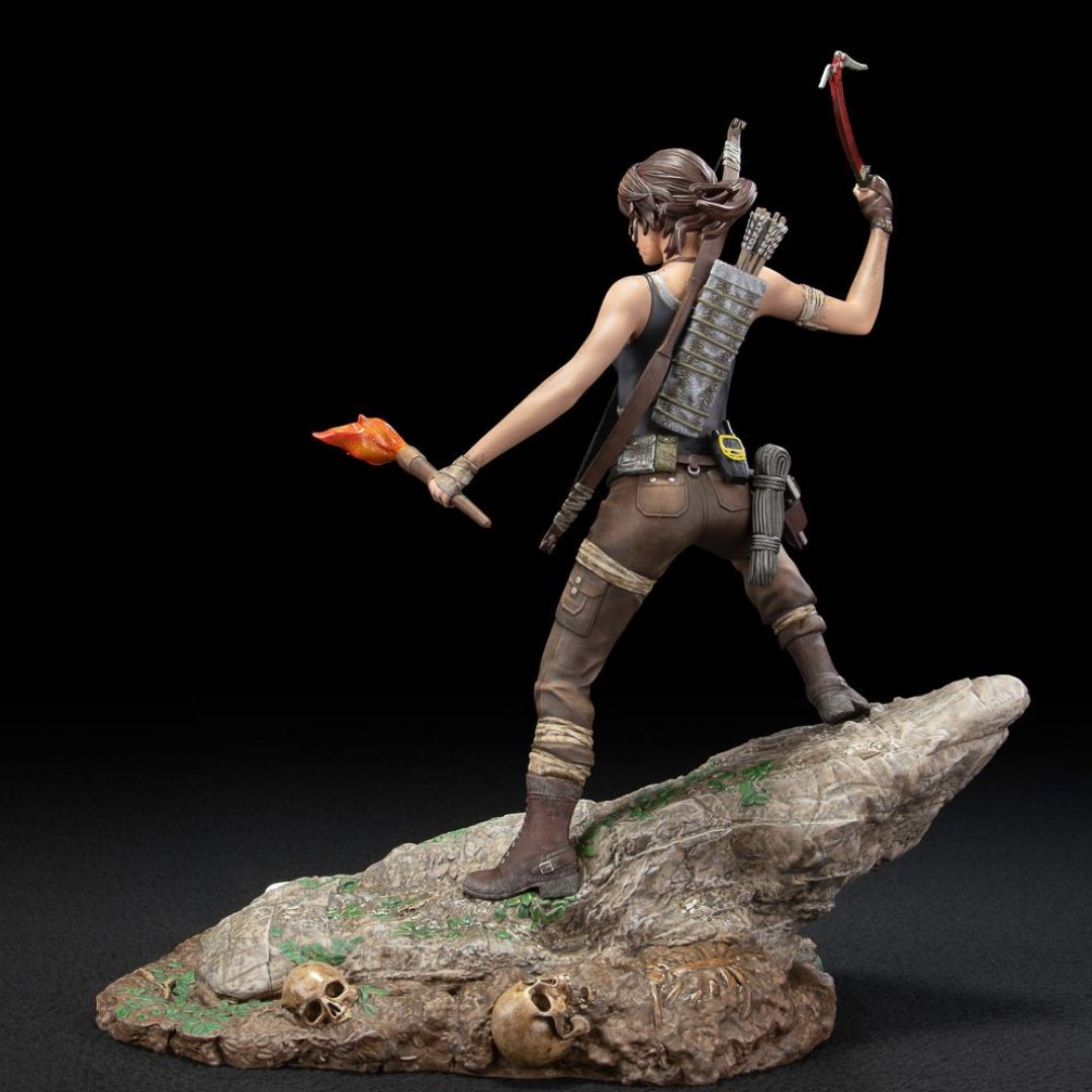 Tomb Raider Lara Croft Survivor Era Pvc Statue By Dark Horse Comics -Dark Horse - India - www.superherotoystore.com