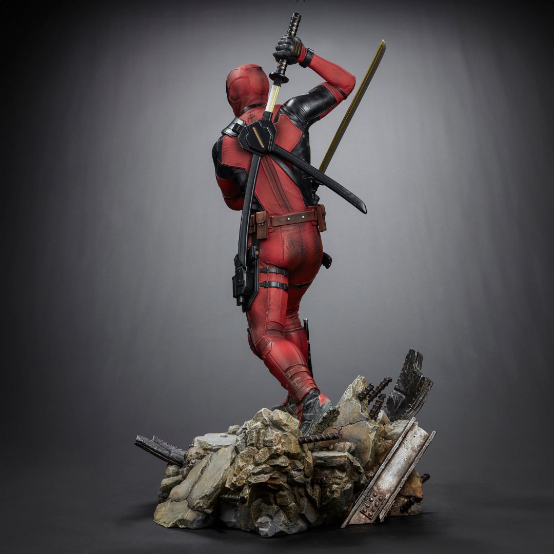 Deadpool - Deadpool & Wolverine Legacy Statue By Iron Studios -Iron Studios - India - www.superherotoystore.com