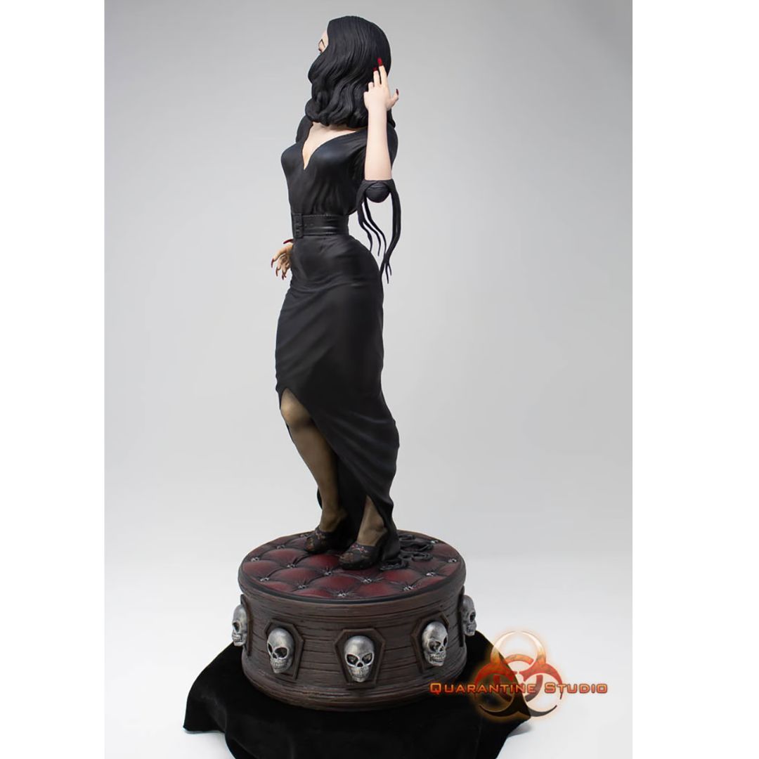 Vampira Statue By Sideshow Collectibles -Sideshow Collectibles - India - www.superherotoystore.com