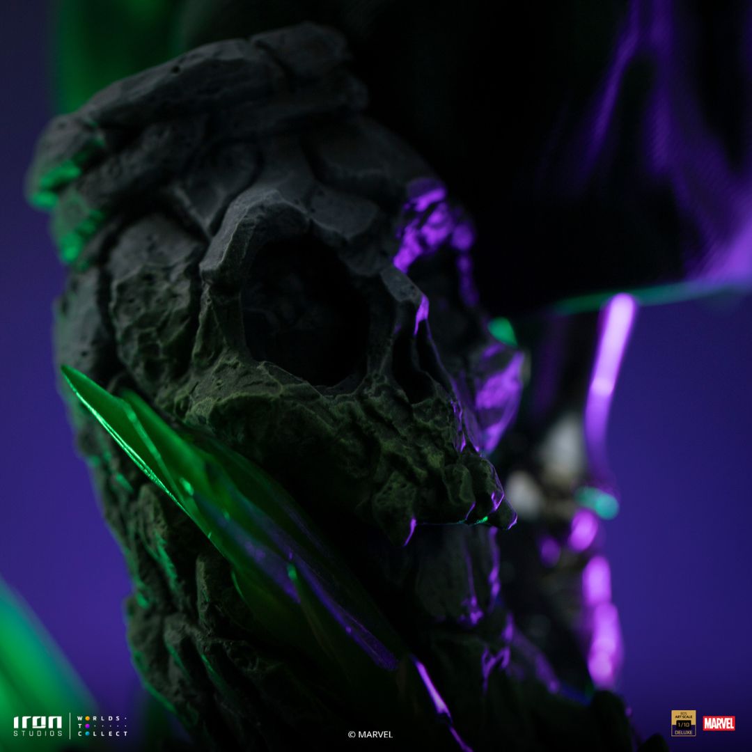 Doctor Doom Deluxe Art Statue By Iron Studios -Iron Studios - India - www.superherotoystore.com