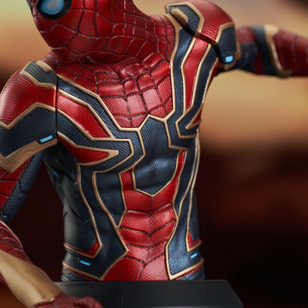Marvel Infinity Saga Iron Spider-Man 1:6 Scale Mini-Bust By Diamond Gallery -Diamond Gallery - India - www.superherotoystore.com