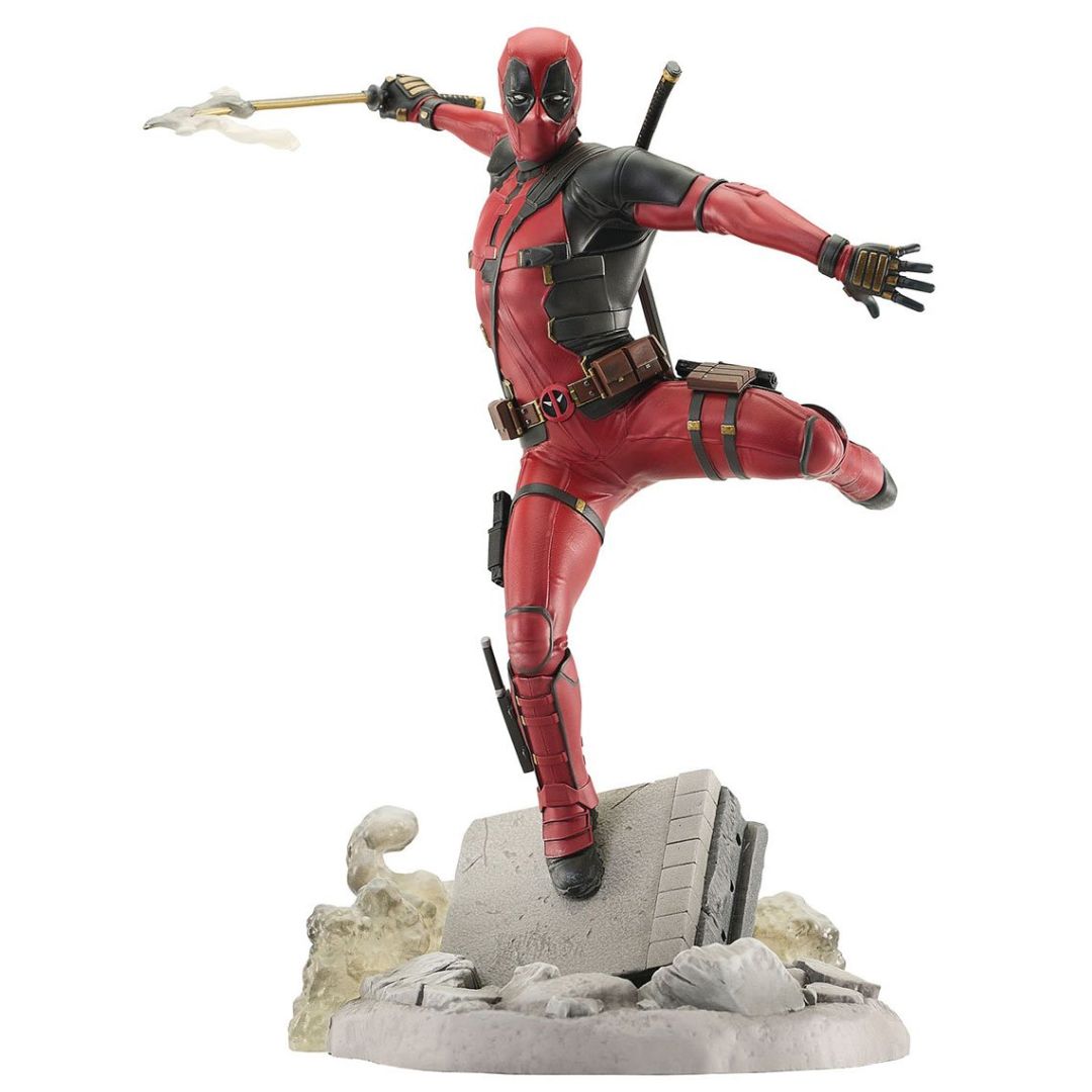 Marvel Gallery Deadpool And Wolverine Movie Deadpool Statue Diamond Gallery -Diamond Gallery - India - www.superherotoystore.com