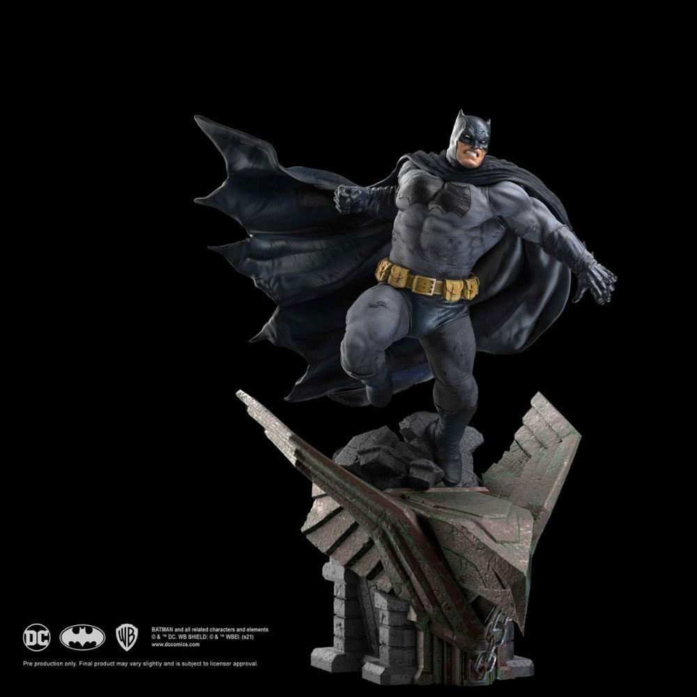 DC Comics Batman Dark Knight Returns 1/6 Scale Figure by XM Studios ...