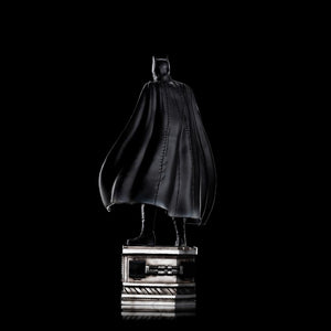 The Batman 1/10 Art Scale Statue by Iron Studios