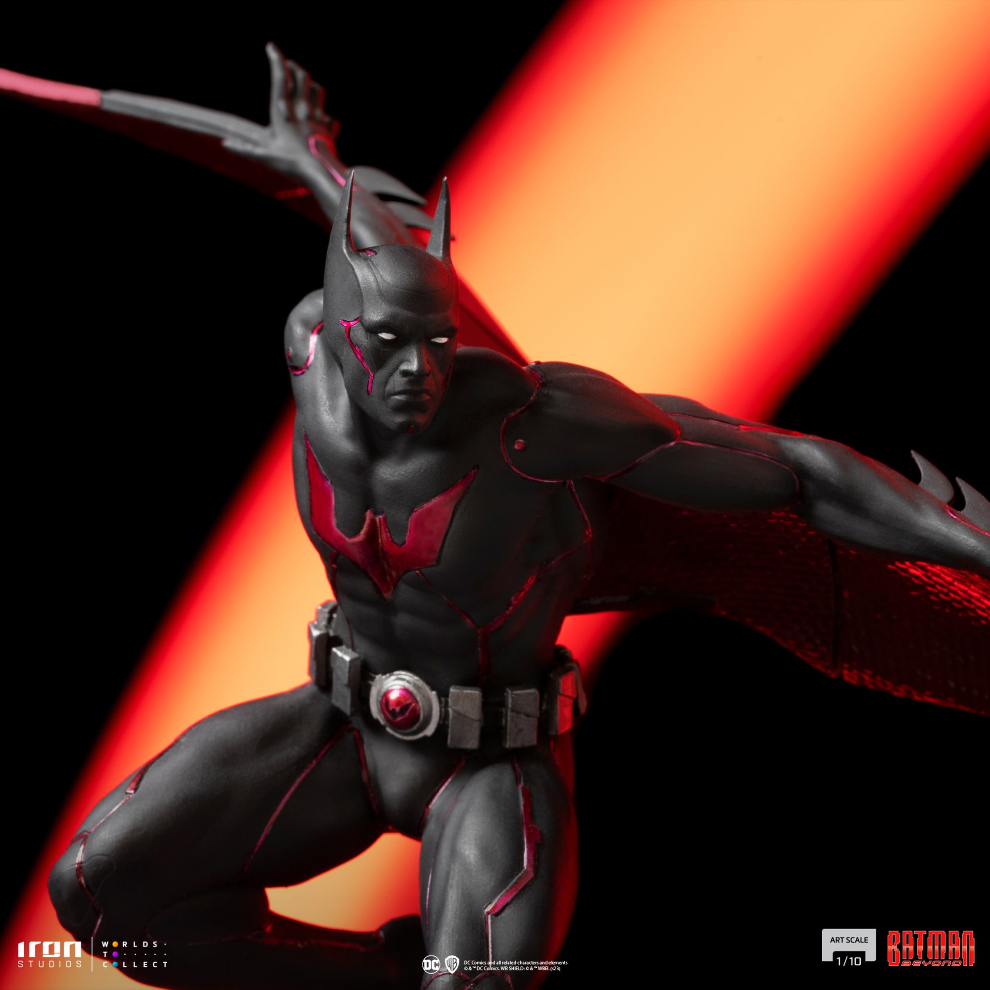 Batman Beyond 1/10 Art Scale Statue by Iron Studios -Iron Studios - India - www.superherotoystore.com