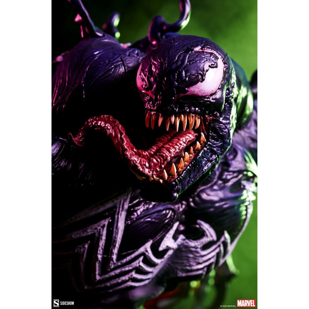 Venom Premium Format Figure - REDDER TOYS
