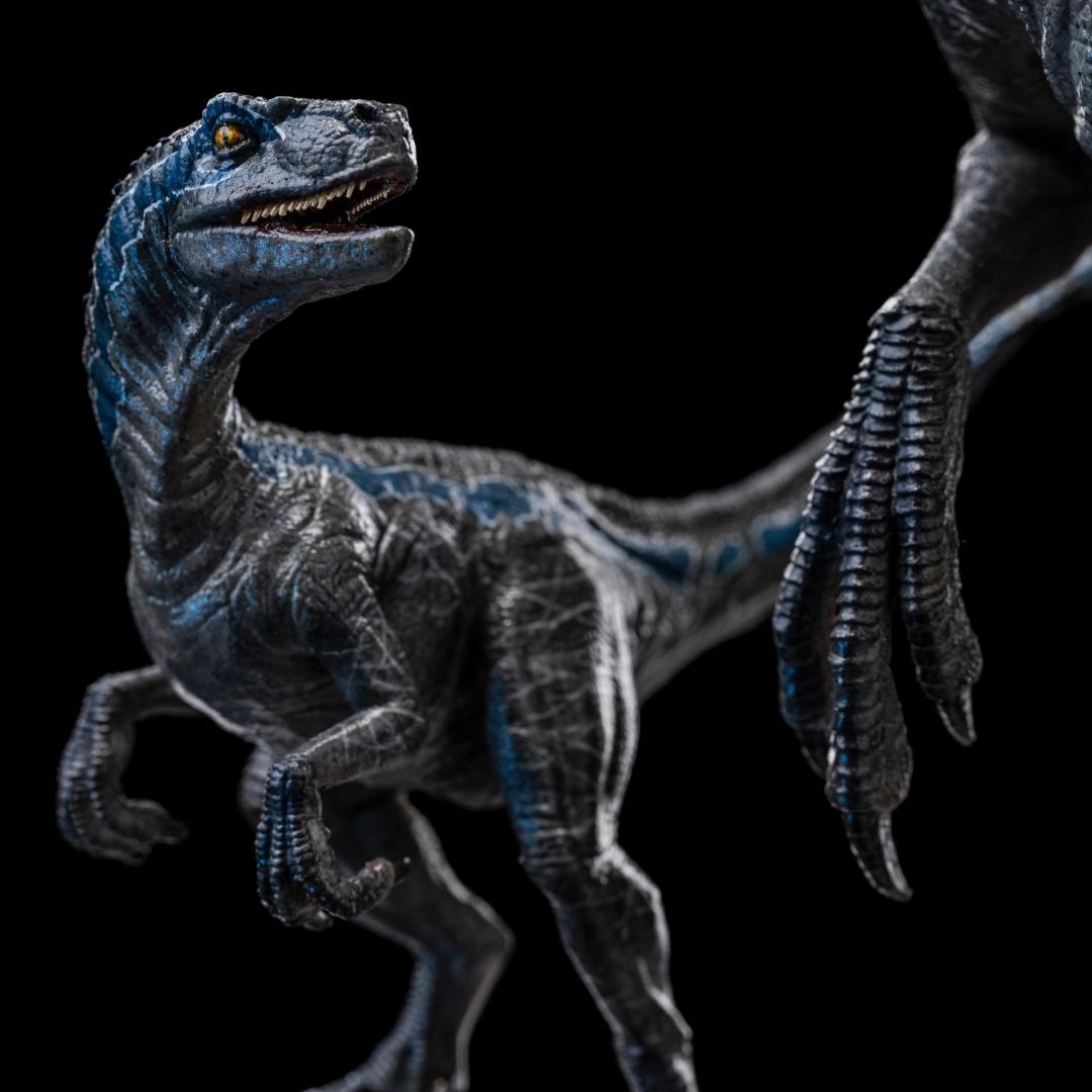 Blue and Beta Jurassic World Dominion Deluxe Art Scale 1/10 Statue by Iron Studios -Iron Studios - India - www.superherotoystore.com