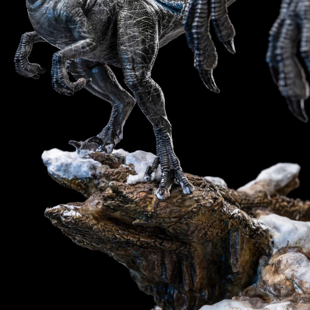 Blue and Beta Jurassic World Dominion Deluxe Art Scale 1/10 Statue by Iron Studios -Iron Studios - India - www.superherotoystore.com