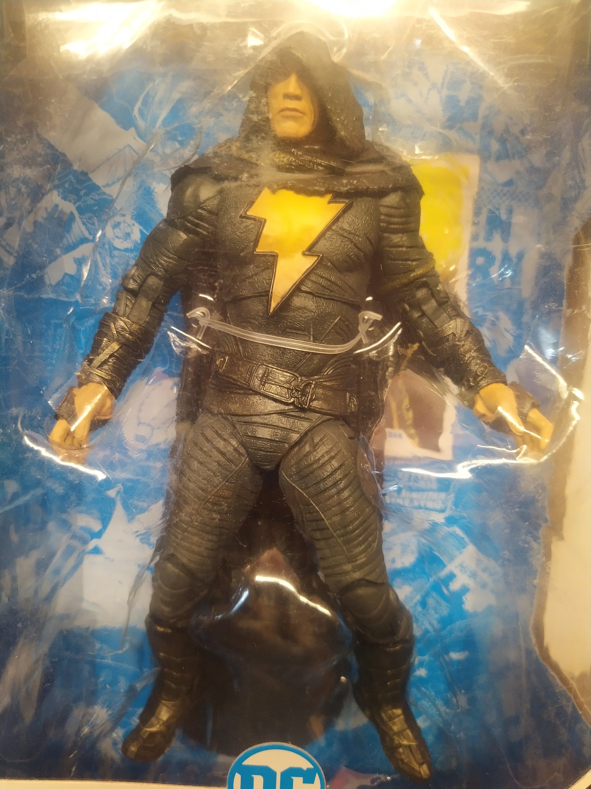 Black Adam w/Ancient Cloak Costume (Black Adam Movie) 7" Figure by Mcfarlane Toys (Damaged Box) -Superherotoystore.com - India - www.superherotoystore.com